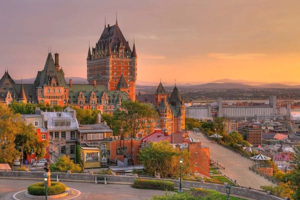 Quebec nằm ở Đông Bắc Canada